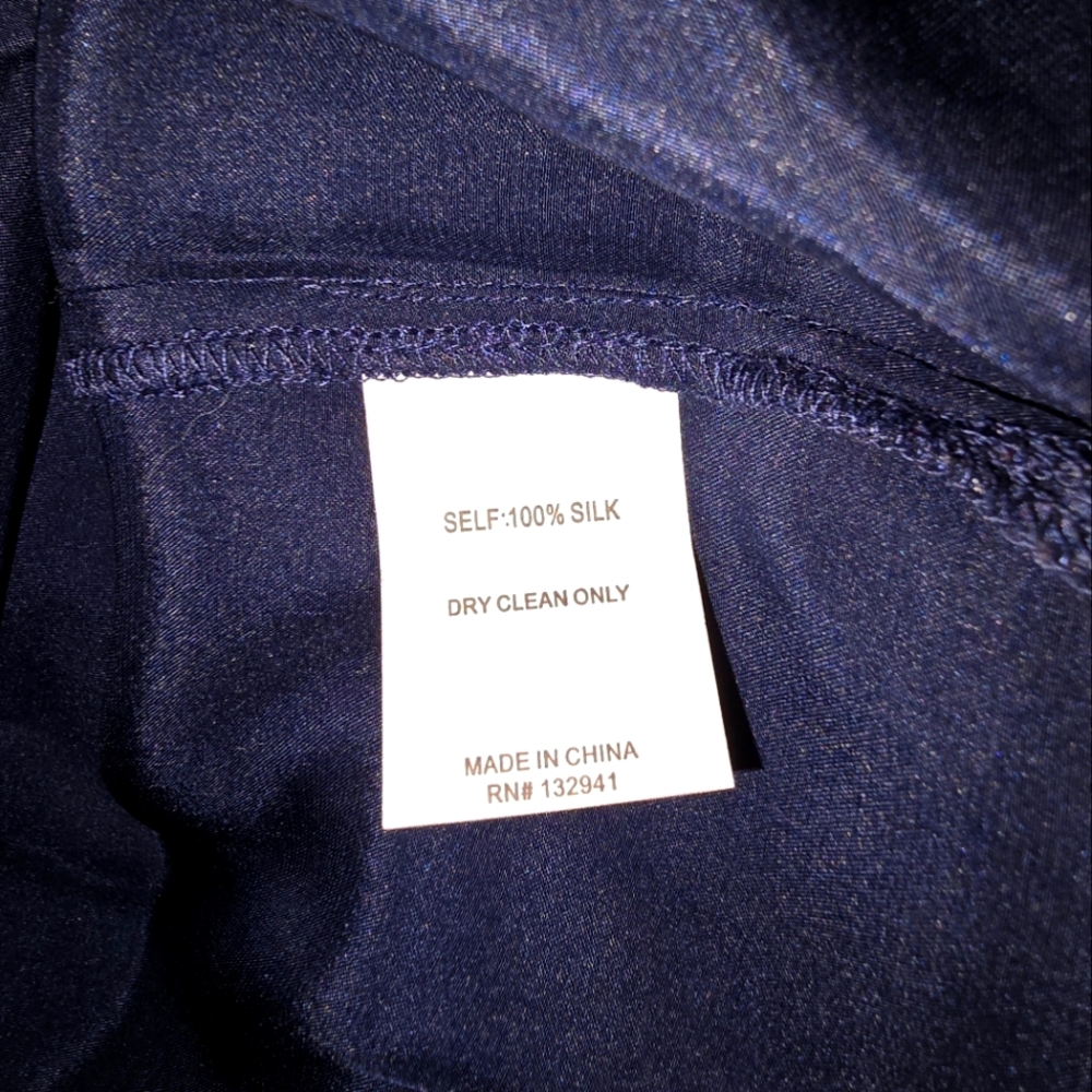 Amanda Uprichard Navy Blue Blouse Top | Size Large | 100% Silk - Picture 14 of 14